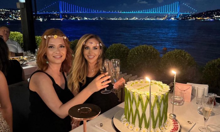 Sevgi Ataman ve Tesi Chaztzikampani’den ortak doğum günü